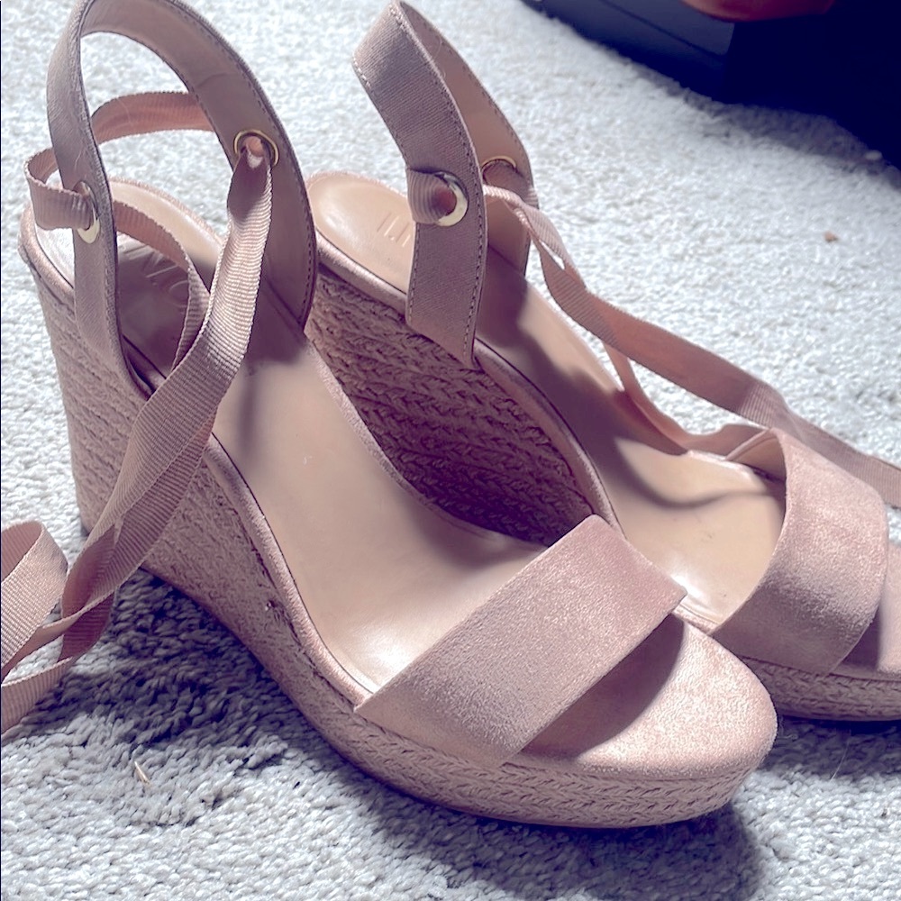 INC International Concepts Tan Espadrille Shoes size 9.5